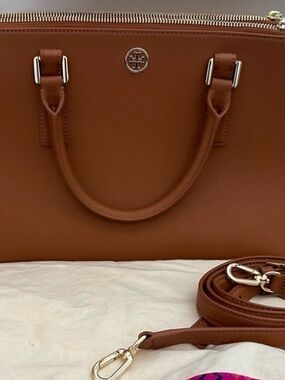 Tory Burch Robinson Medium Tote Bag-Double Zip- Brown Leather